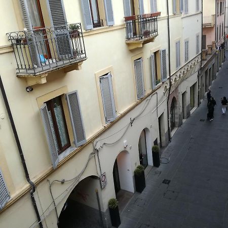 Residenza Mazzini Фоліньо Екстер'єр фото